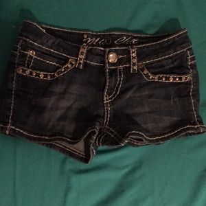 Miss Chic shorts, size small